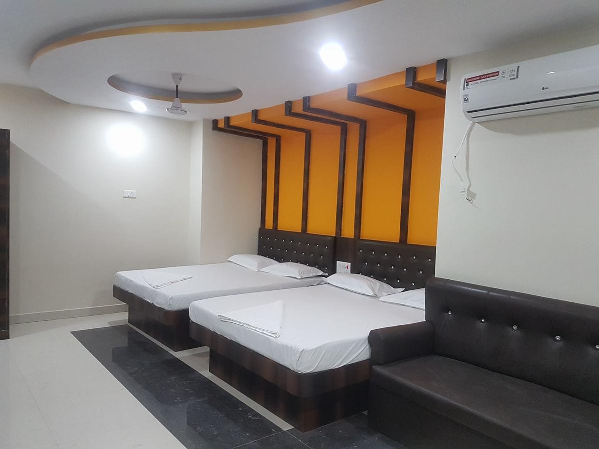 Hotel Grand Palace Gaya Luaran gambar