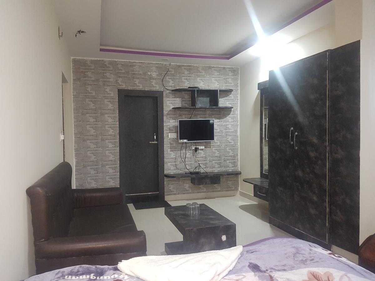 Hotel Grand Palace Gaya Luaran gambar