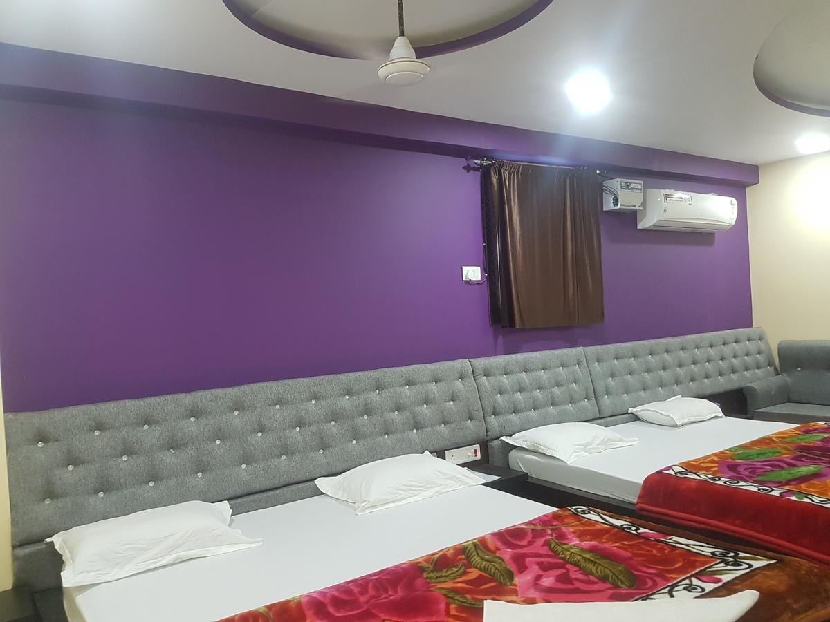 Hotel Grand Palace Gaya Luaran gambar
