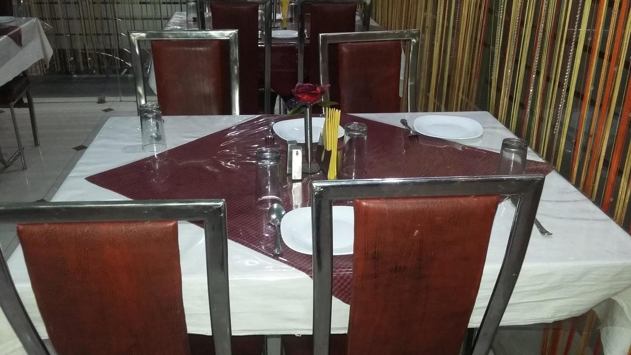Hotel Grand Palace Gaya Luaran gambar