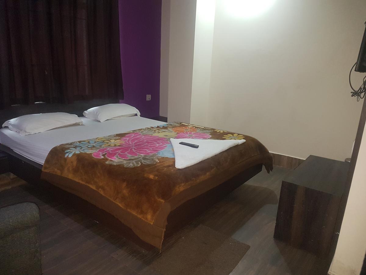 Hotel Grand Palace Gaya Luaran gambar